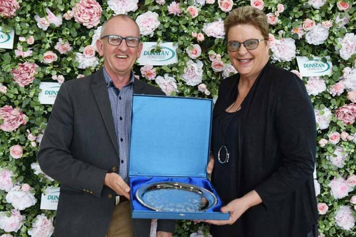 Award for Dreamy Atom, Pacing Broodmare of Excellence 2020